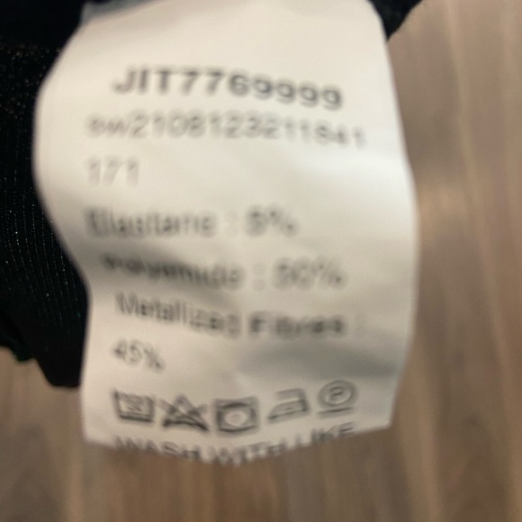 SHEIN Elegant Shimmer bodysuit in green - Picture 8 of 9